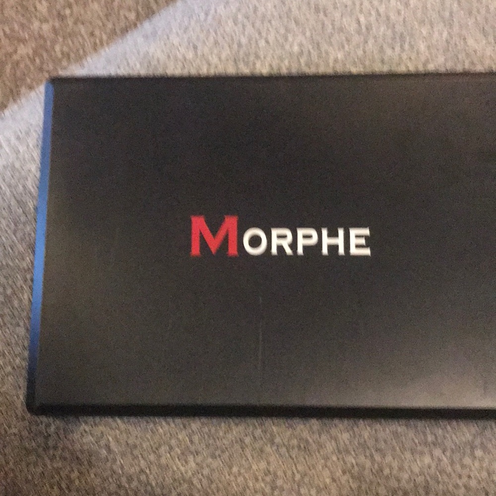 Morphe 35T Taupe Eyeshadow Palette